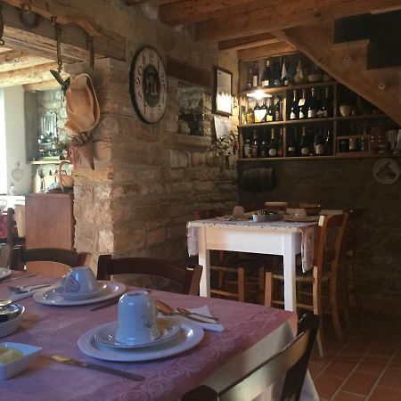 Agriturismo Casteldardo Pensionat Trichiana Eksteriør billede