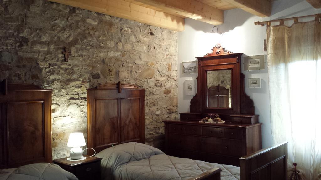 Agriturismo Casteldardo Pensionat Trichiana Værelse billede