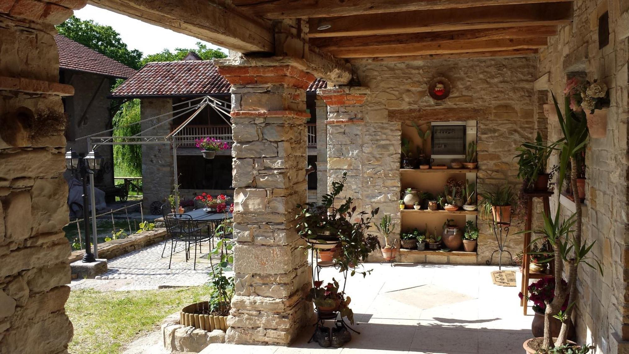 Agriturismo Casteldardo Pensionat Trichiana Eksteriør billede